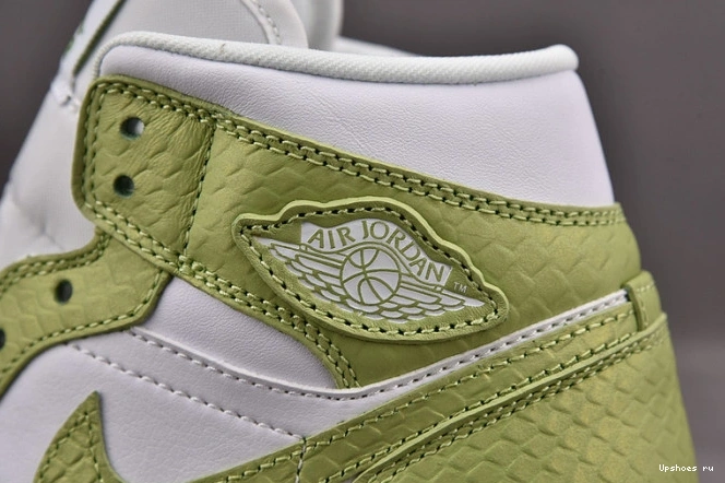 DV2959-113 Python Green 1 Jordan (W) Mid  0711